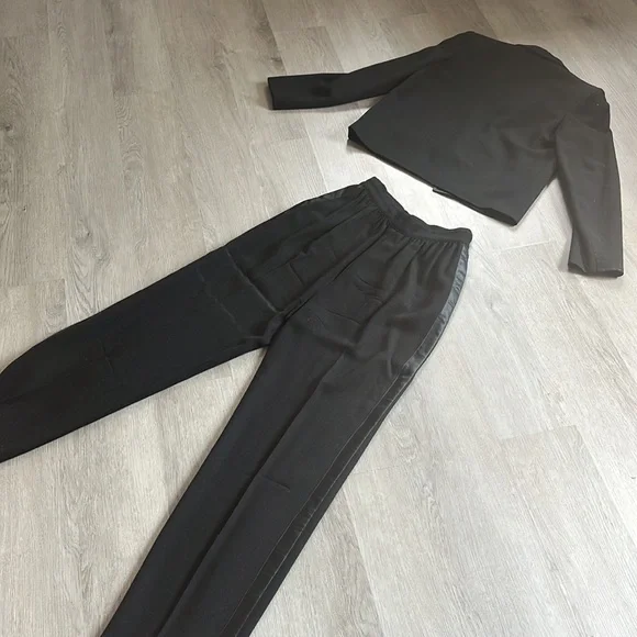 Vintage women's tuxedo - size small - Picture 9 of 10